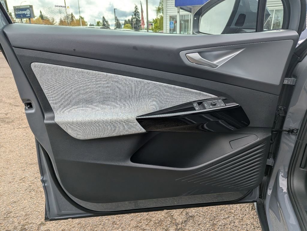 Certified 2023 Volkswagen ID.4 Pro image 10