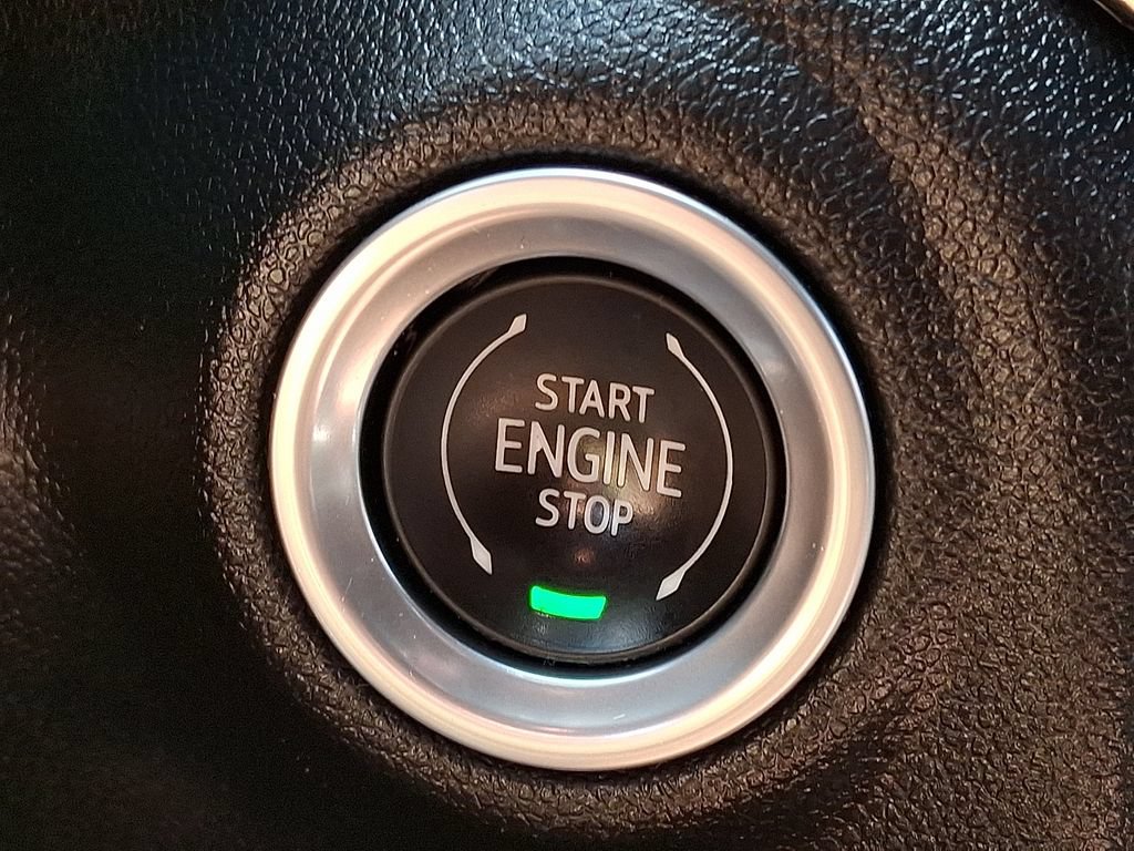 Used 2021 Chevrolet Silverado 1500 RST AWD/4WD image 24