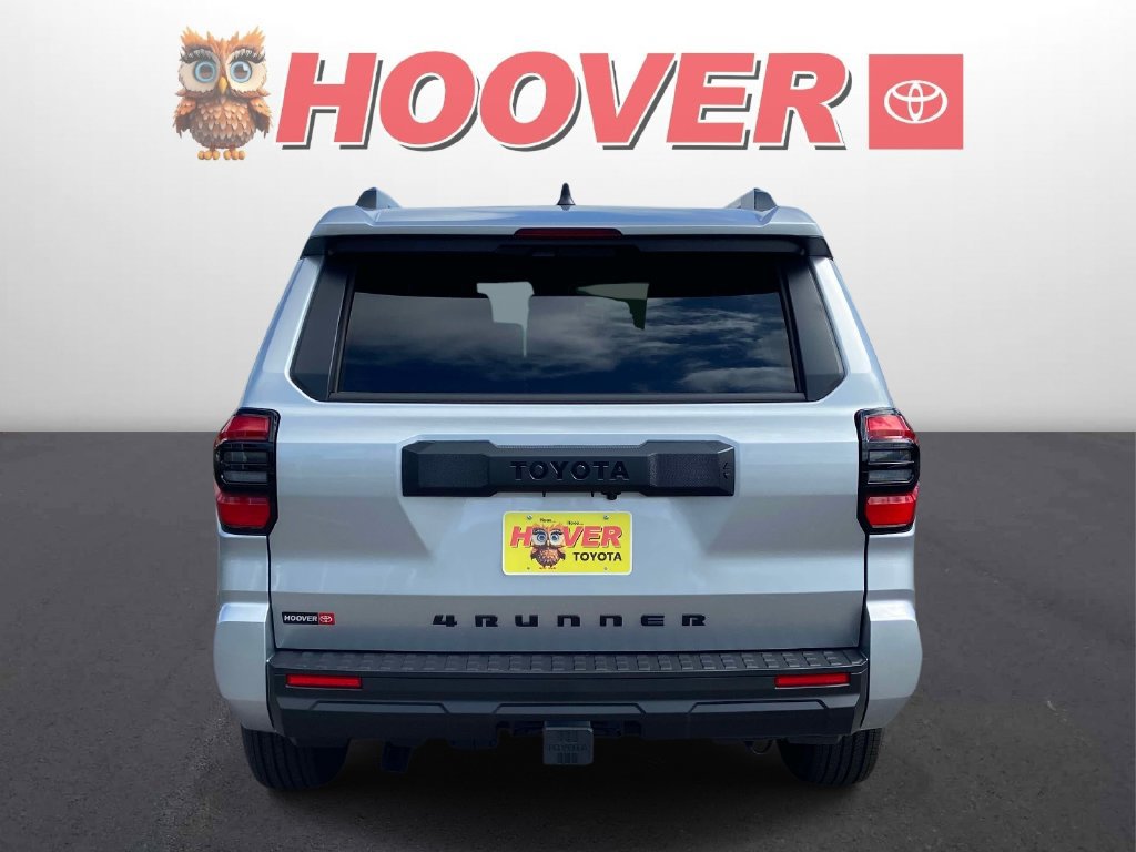 New 2026 Toyota 4Runner SR5 AWD/4WD image 3