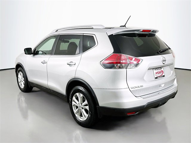 Used 2016 Nissan Rogue SV w/ SV Moonroof Package image 15