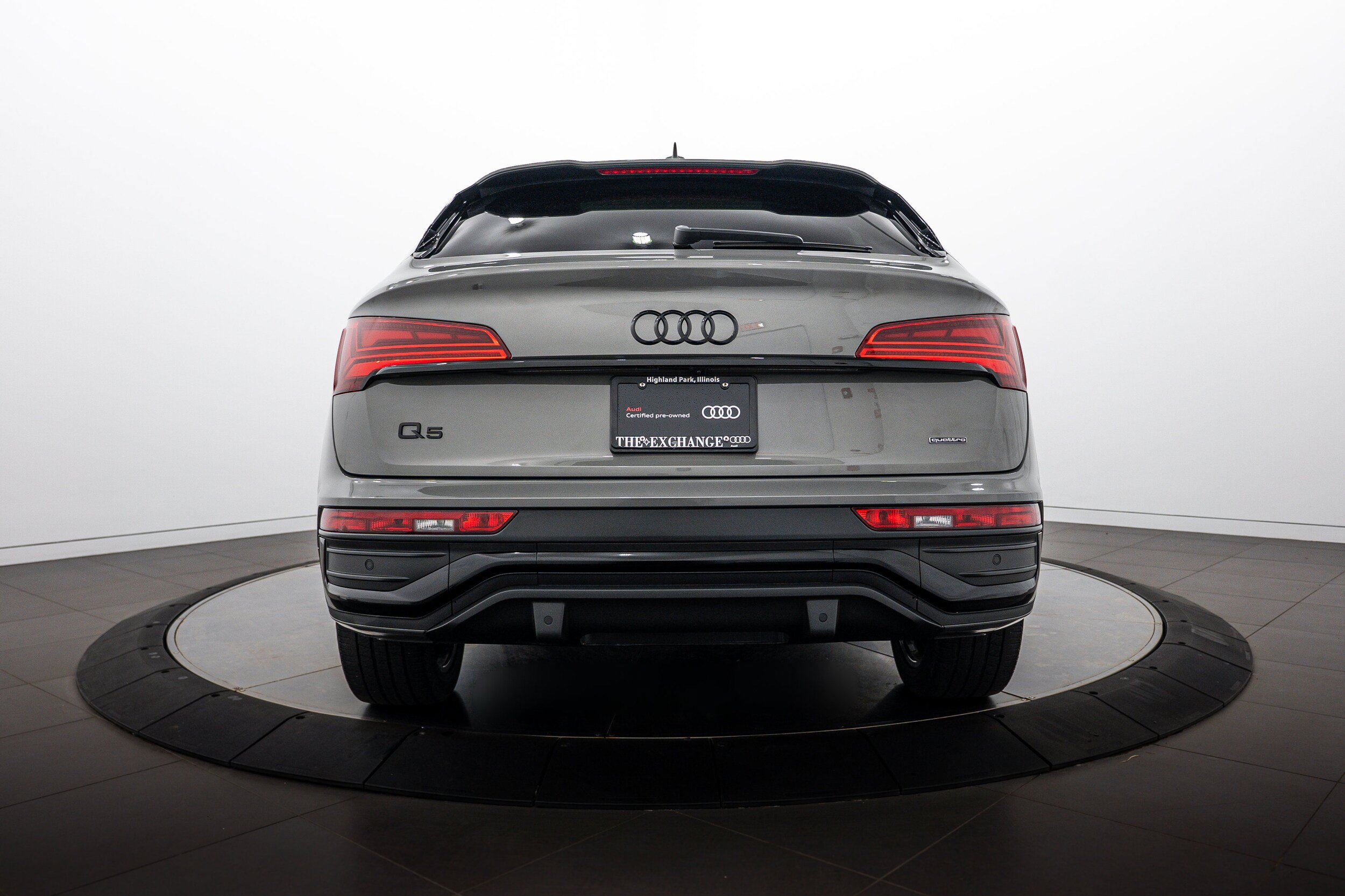 Certified 2023 Audi Q5 2.0T Premium Plus w/ Premium Plus Package AWD/4WD image 24