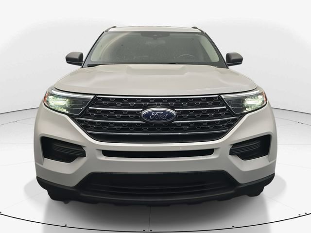 Used 2021 Ford Explorer XLT image 4