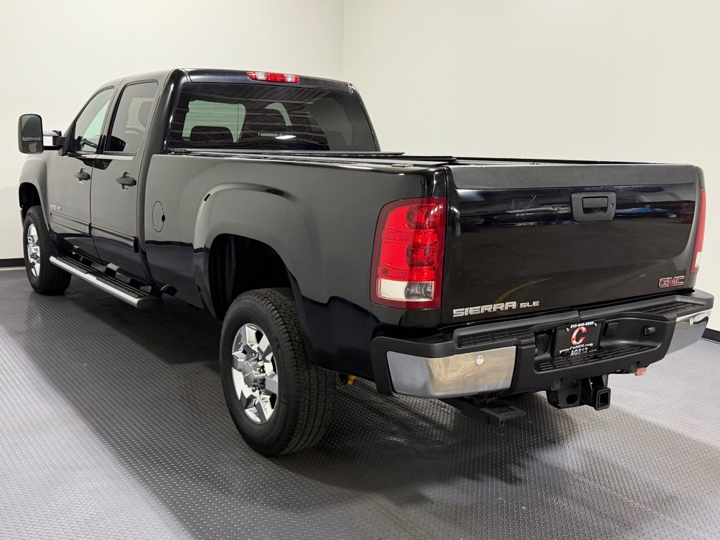 Used 2011 GMC Sierra 2500 SLE w/ SLE Preferred Package AWD/4WD image 7
