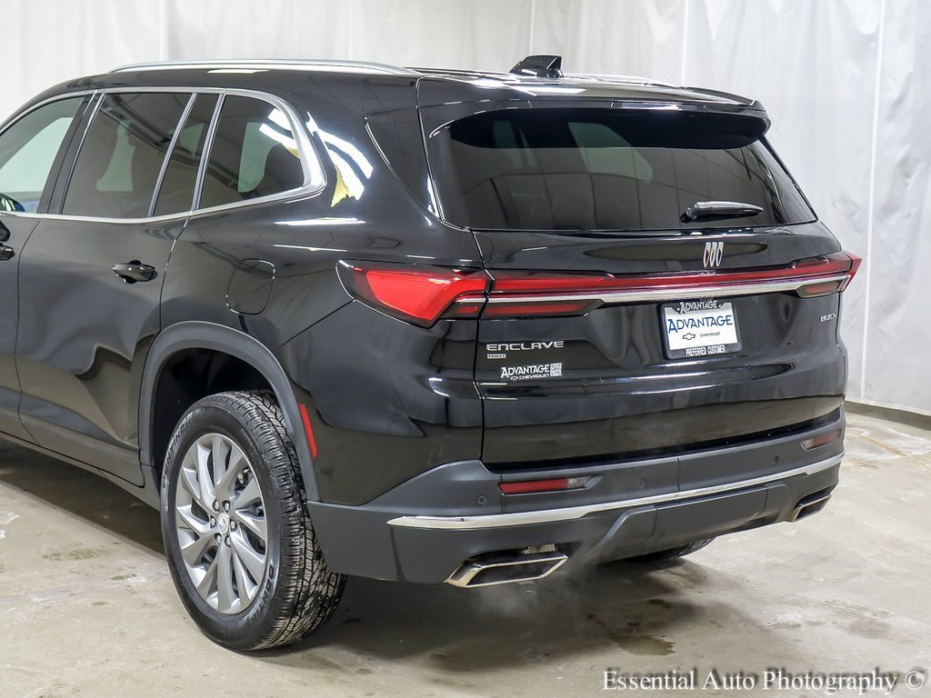 Certified 2025 Buick Enclave Preferred image 7