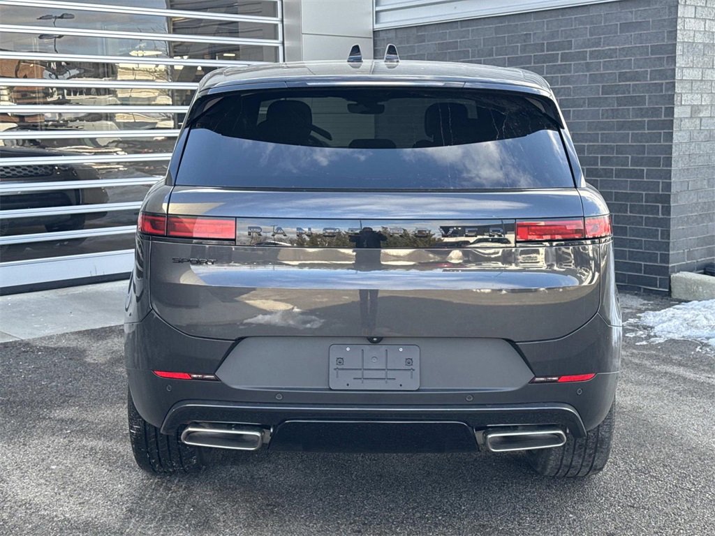 New 2026 Land Rover Range Rover Sport SE image 5