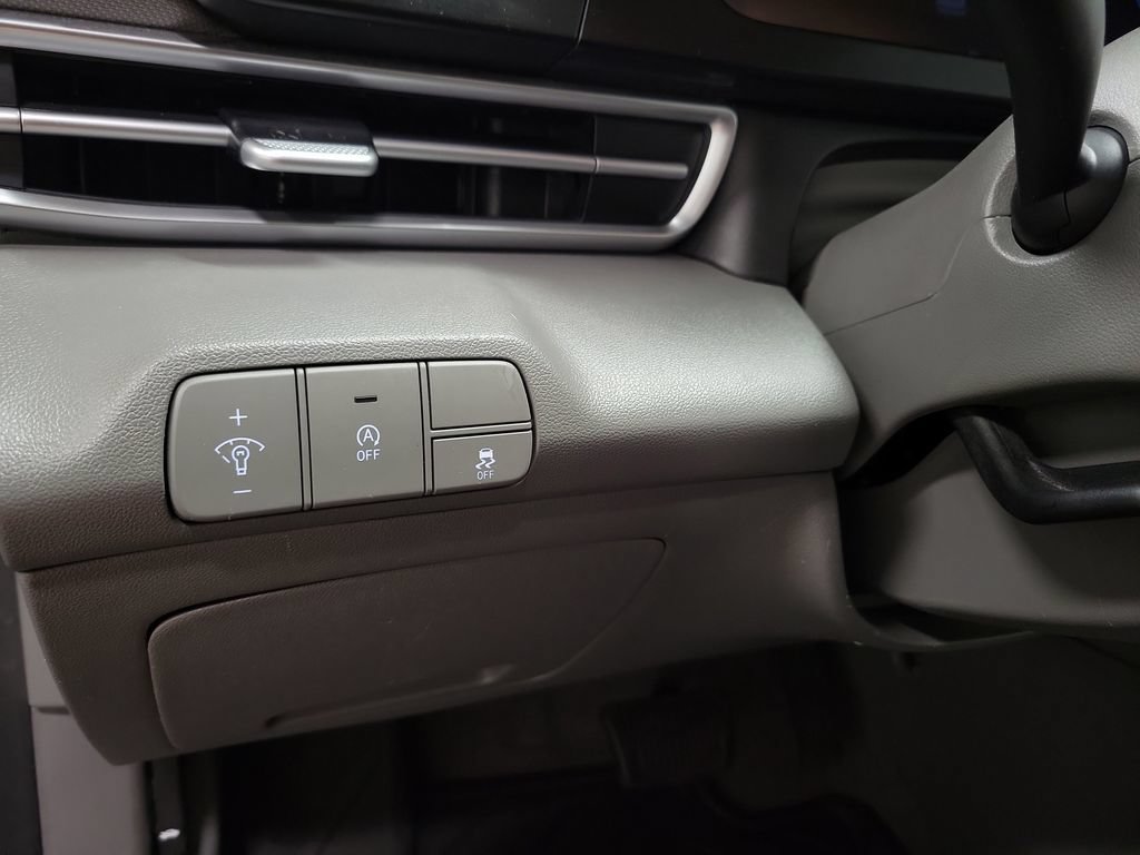 Used 2024 Hyundai Elantra SE FWD image 26
