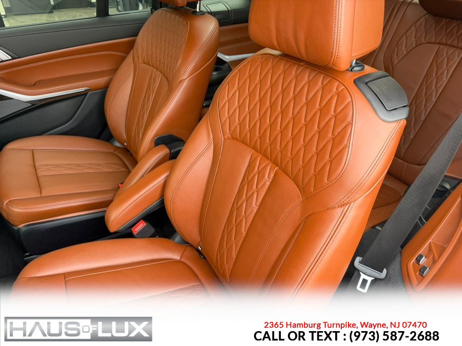 Used 2021 BMW X7 M50i AWD/4WD image 19