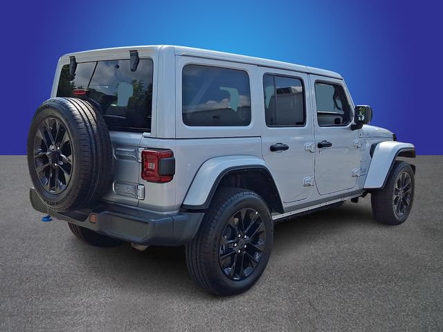 Used 2024 Jeep Wrangler Unlimited Sahara AWD/4WD image 4
