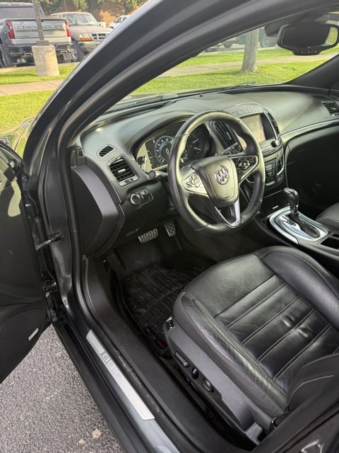 Used 2017 Buick Regal GS w/ Driver Confidence Package #2 image 12