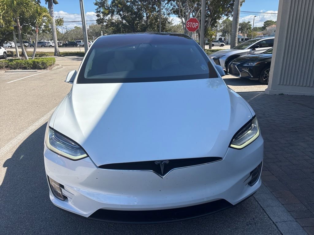 Used 2020 Tesla Model X Long Range image 11