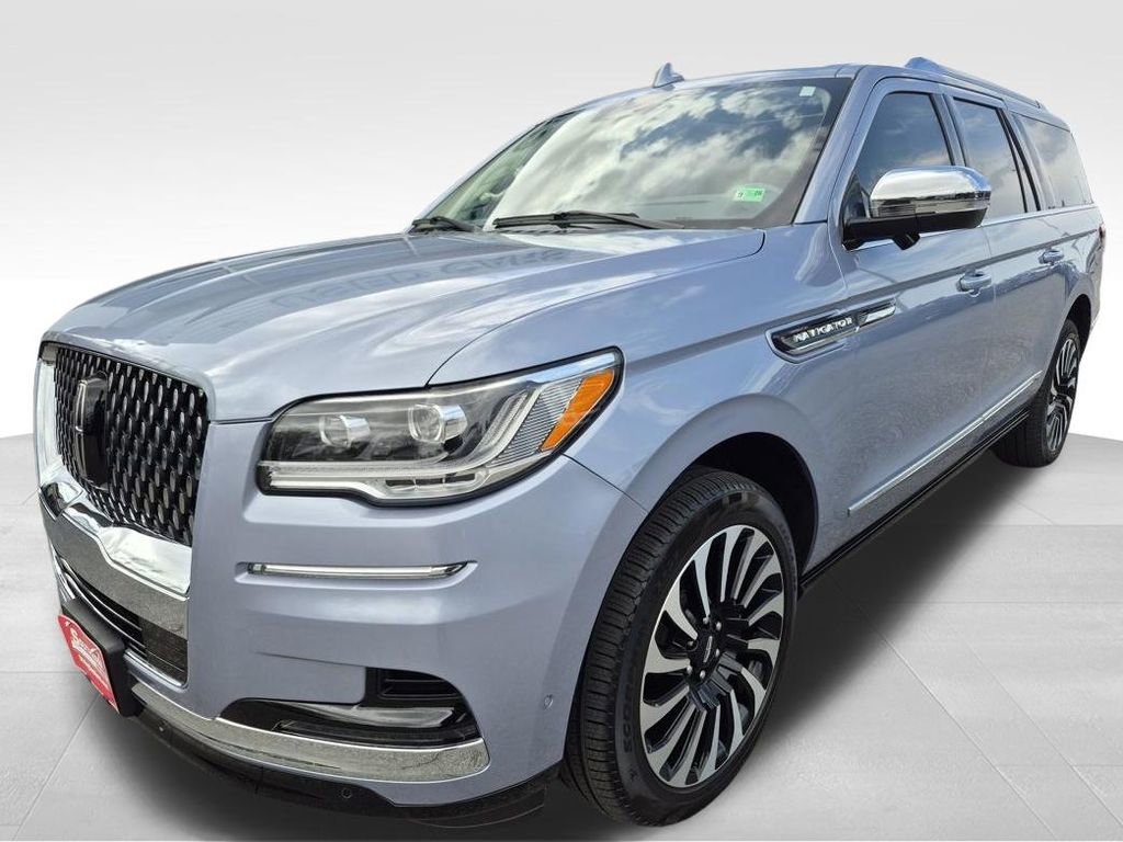 Used 2024 Lincoln Navigator L Black Label image 10