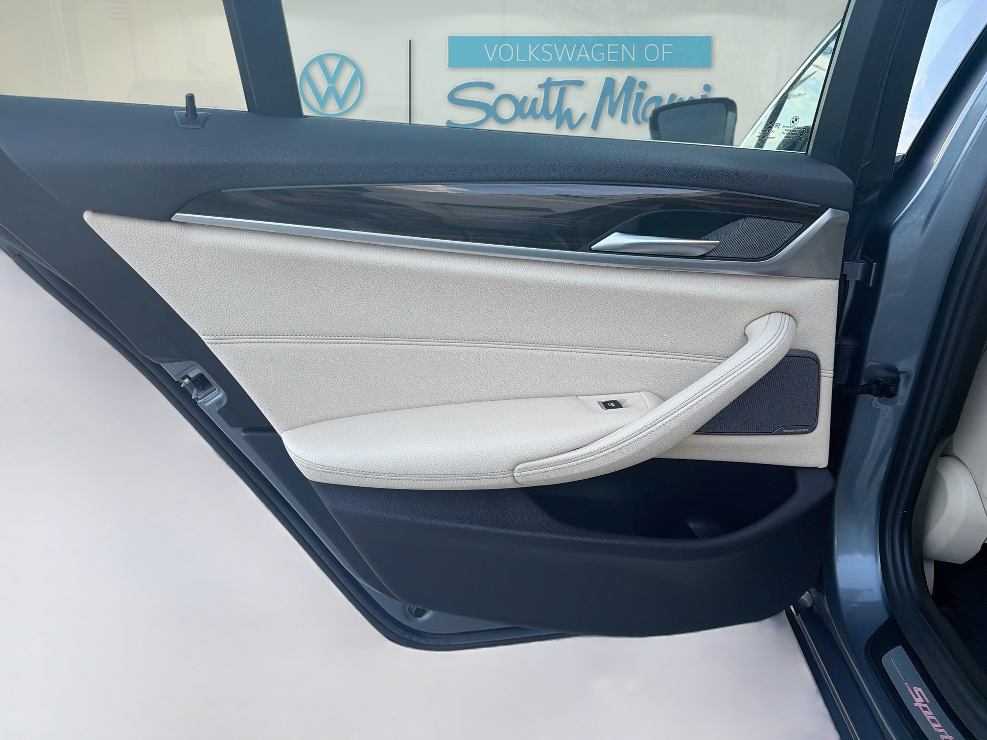 Used 2019 BMW 540i w/ Convenience Package RWD image 26