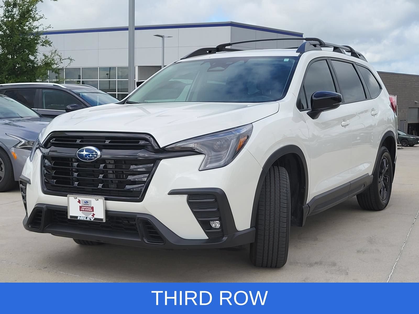 Used 2026 Subaru Ascent Premium AWD/4WD image 2