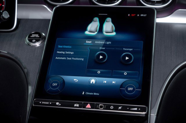 New 2026 Mercedes-Benz C 300 4MATIC Sedan image 16