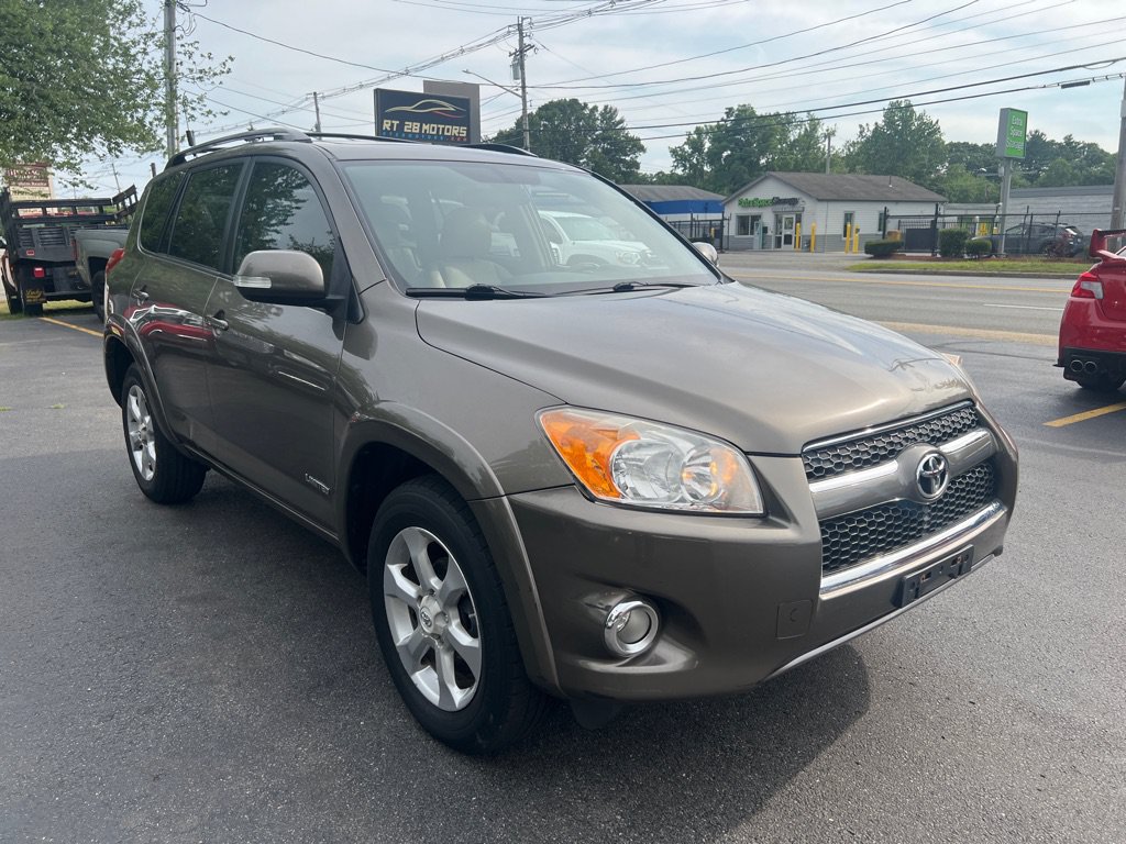 Used 2010 Toyota RAV4 Limited AWD/4WD image 7