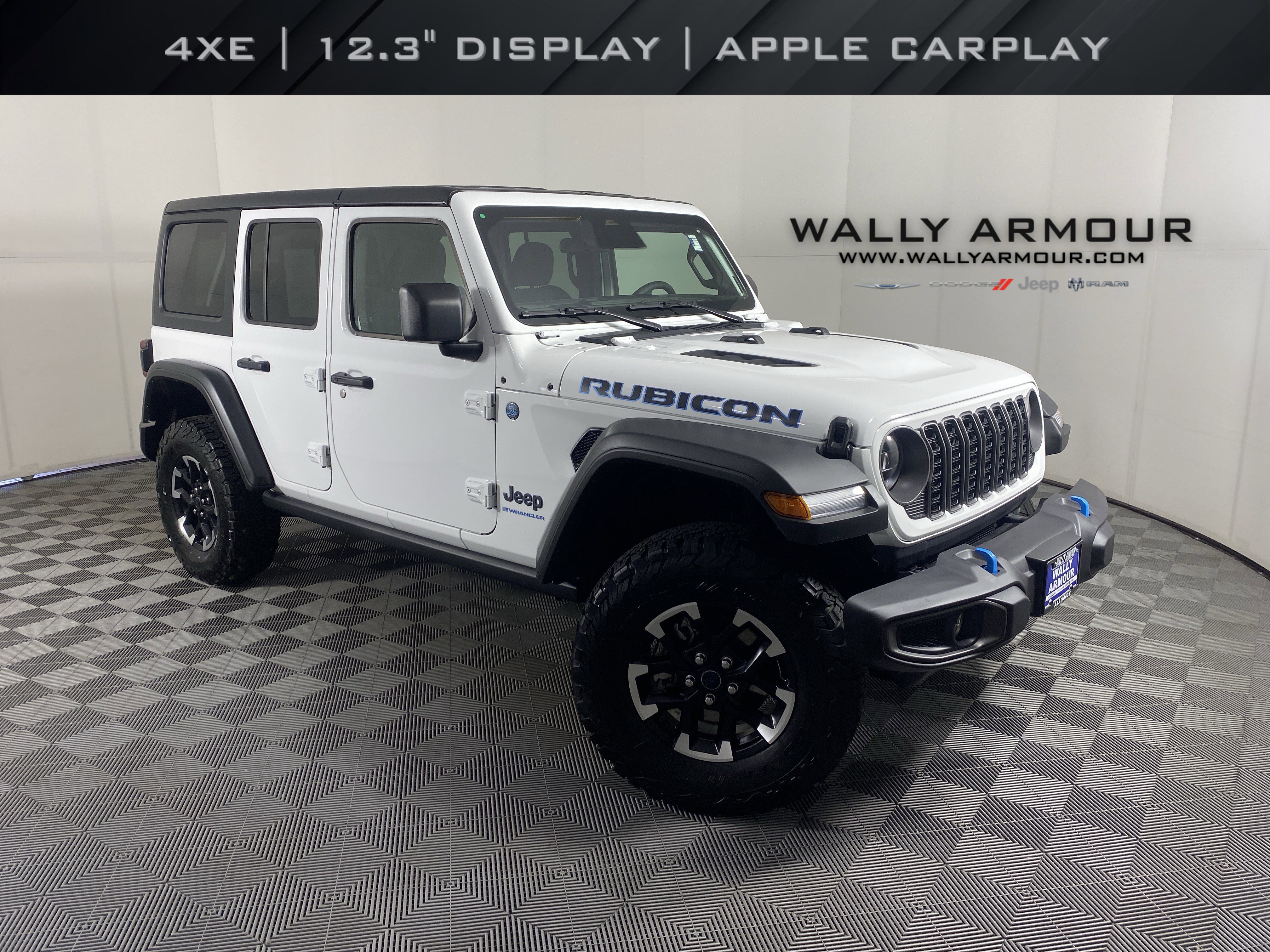 Used 2025 Jeep Wrangler Unlimited Rubicon 4xe w/ Convenience Group AWD/4WD image 1