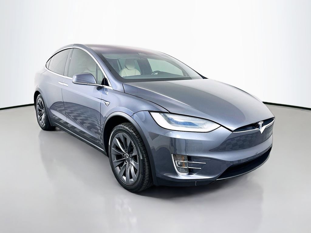 Used 2019 Tesla Model X Long Range image 3