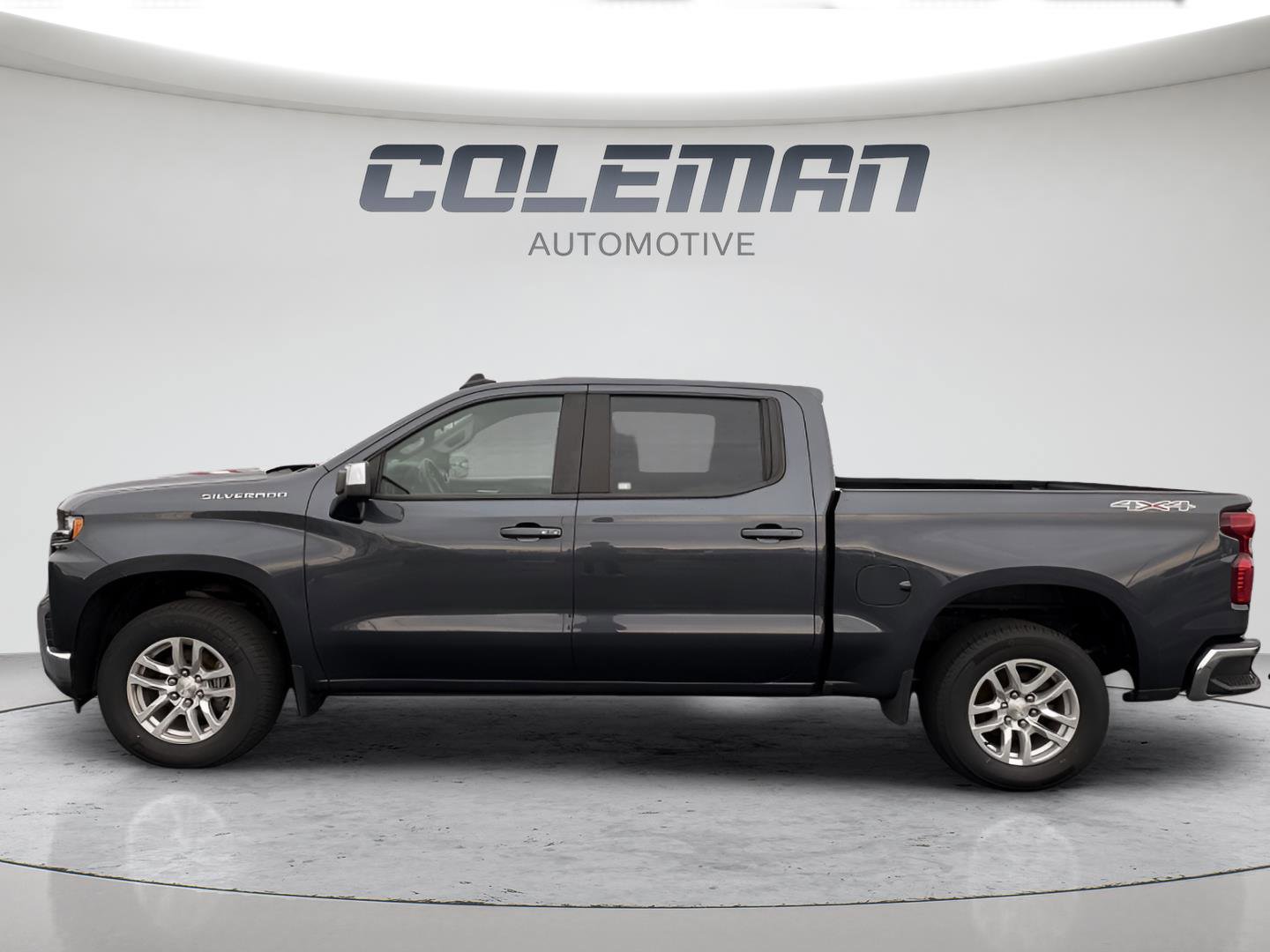 Used 2022 Chevrolet Silverado 1500 LT image 4