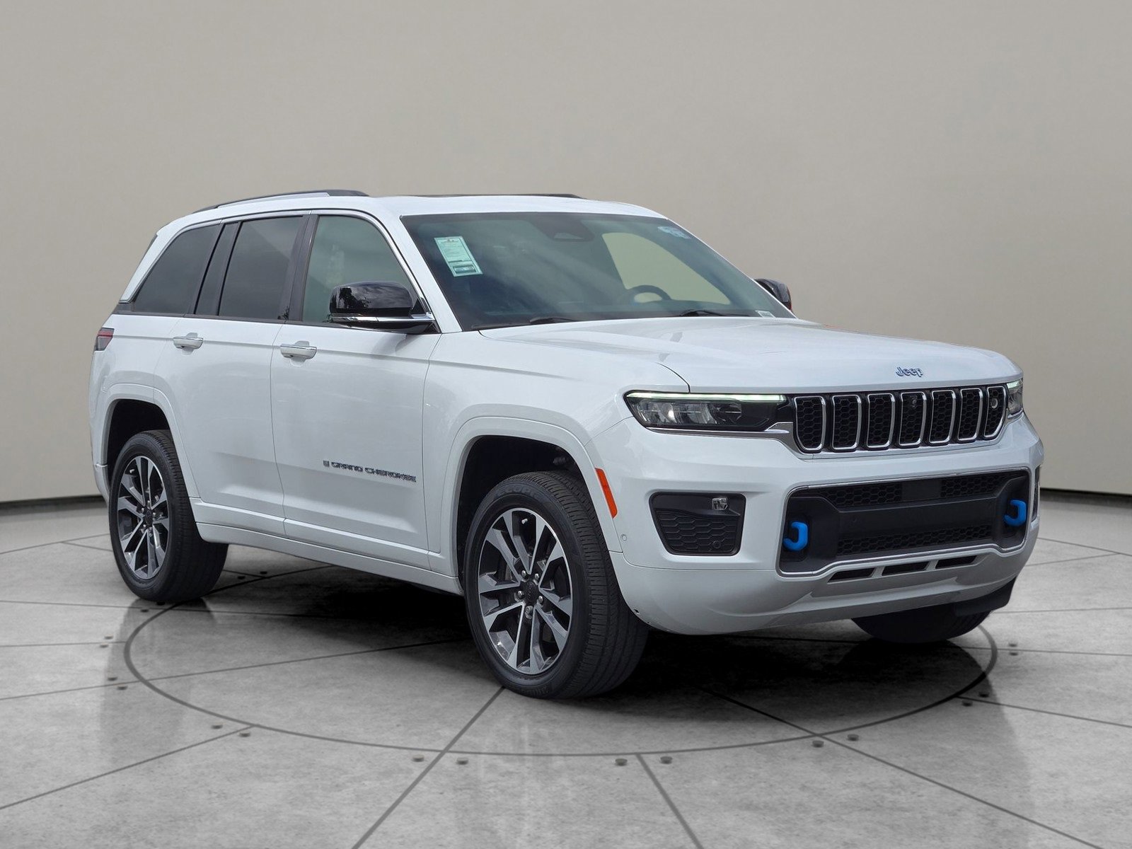 Used 2022 Jeep Grand Cherokee Overland w/ Advanced Protech Group III