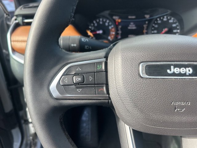 Used 2024 Jeep Compass Limited image 19