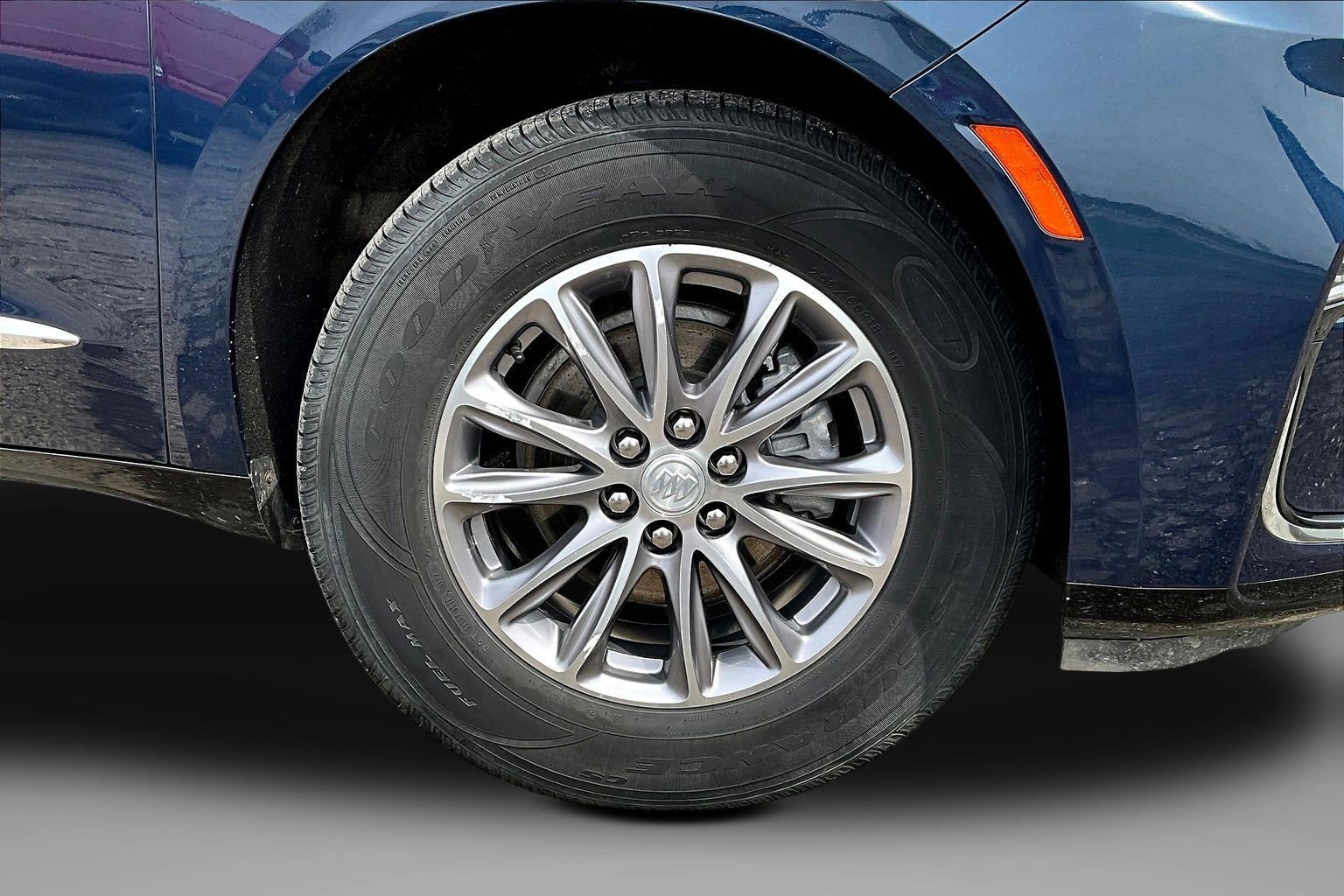 Used 2022 Buick Enclave Essence w/ Trailering Package, 5000 lbs. image 9