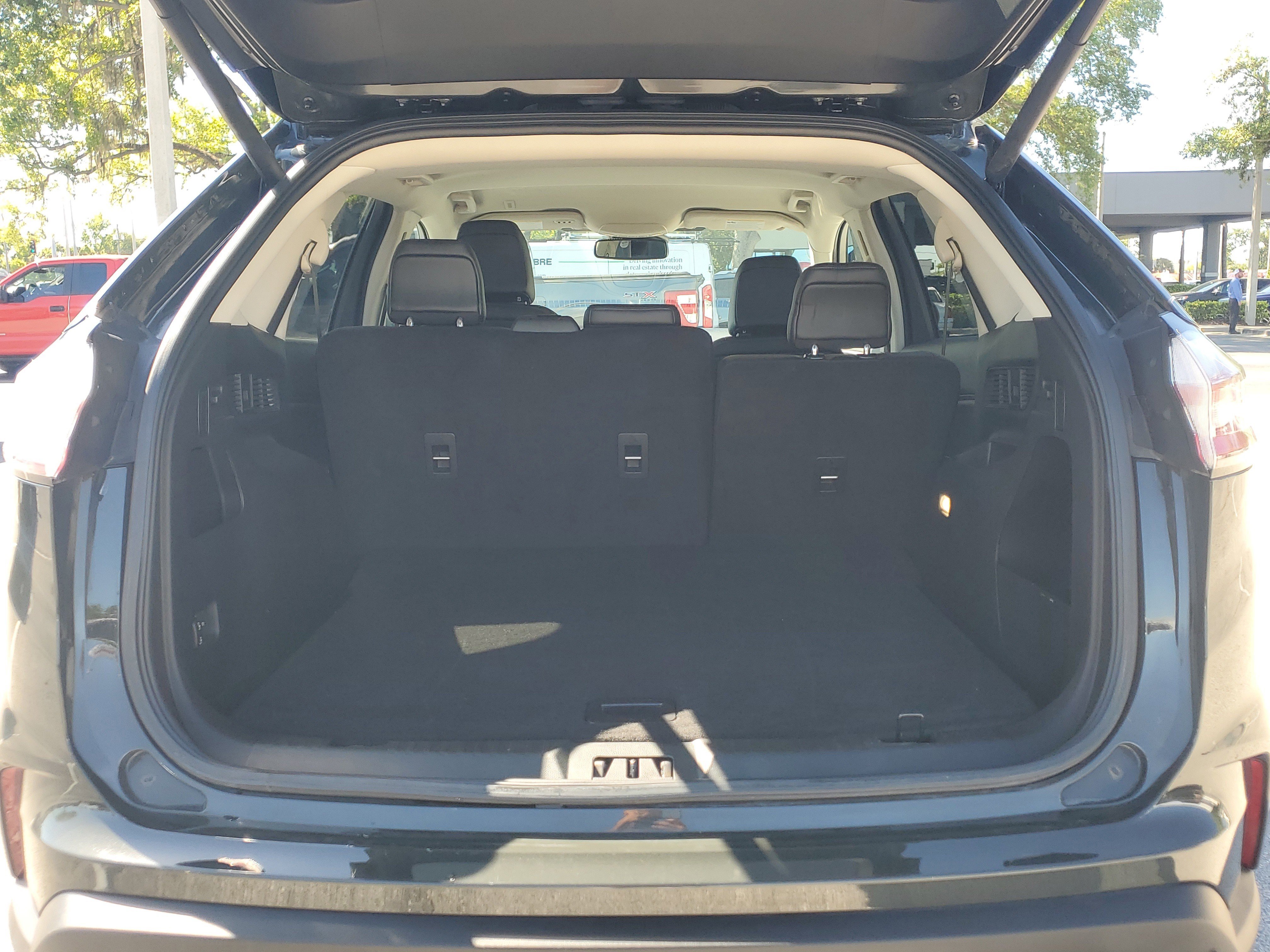 Certified 2023 Ford Edge SEL w/ Convenience Package AWD/4WD image 10