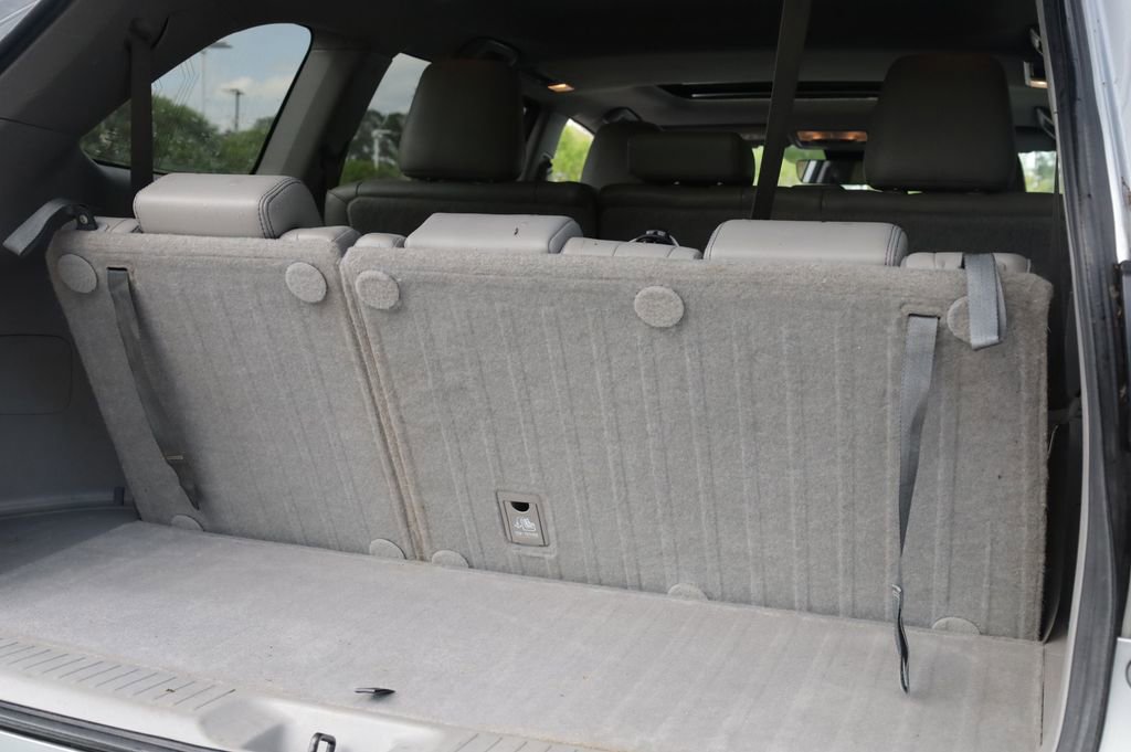 Used 2018 Toyota Highlander XLE image 18