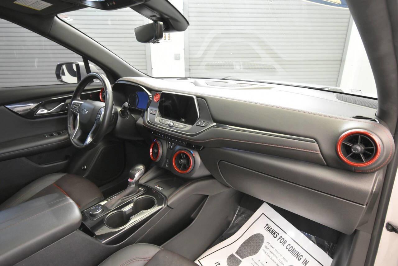 Used 2022 Chevrolet Blazer RS w/ Driver Confidence II Package AWD/4WD image 19