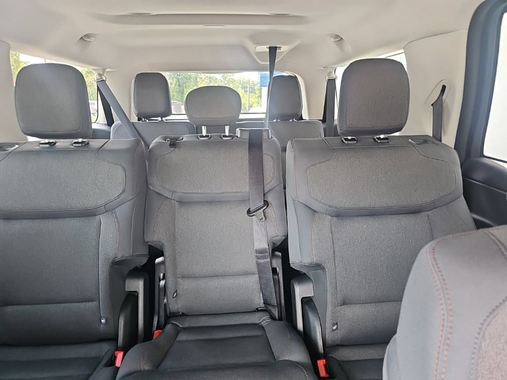 Used 2025 Ford Expedition Max Active AWD/4WD image 10