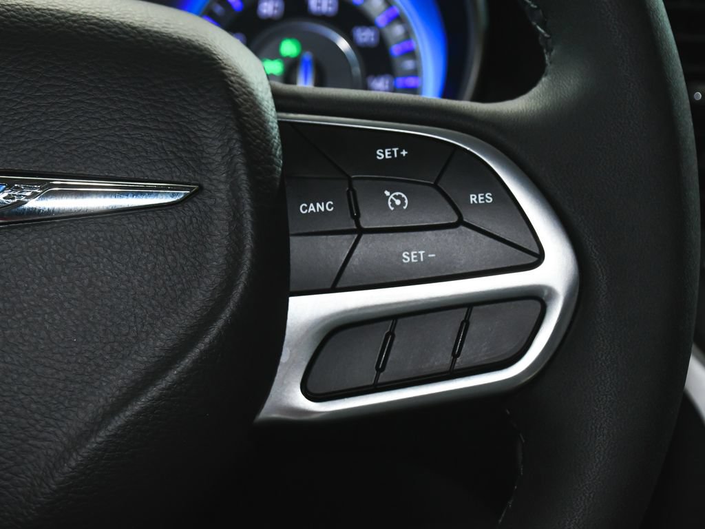 Used 2023 Chrysler 300 Touring L w/ Comfort Group AWD/4WD image 36