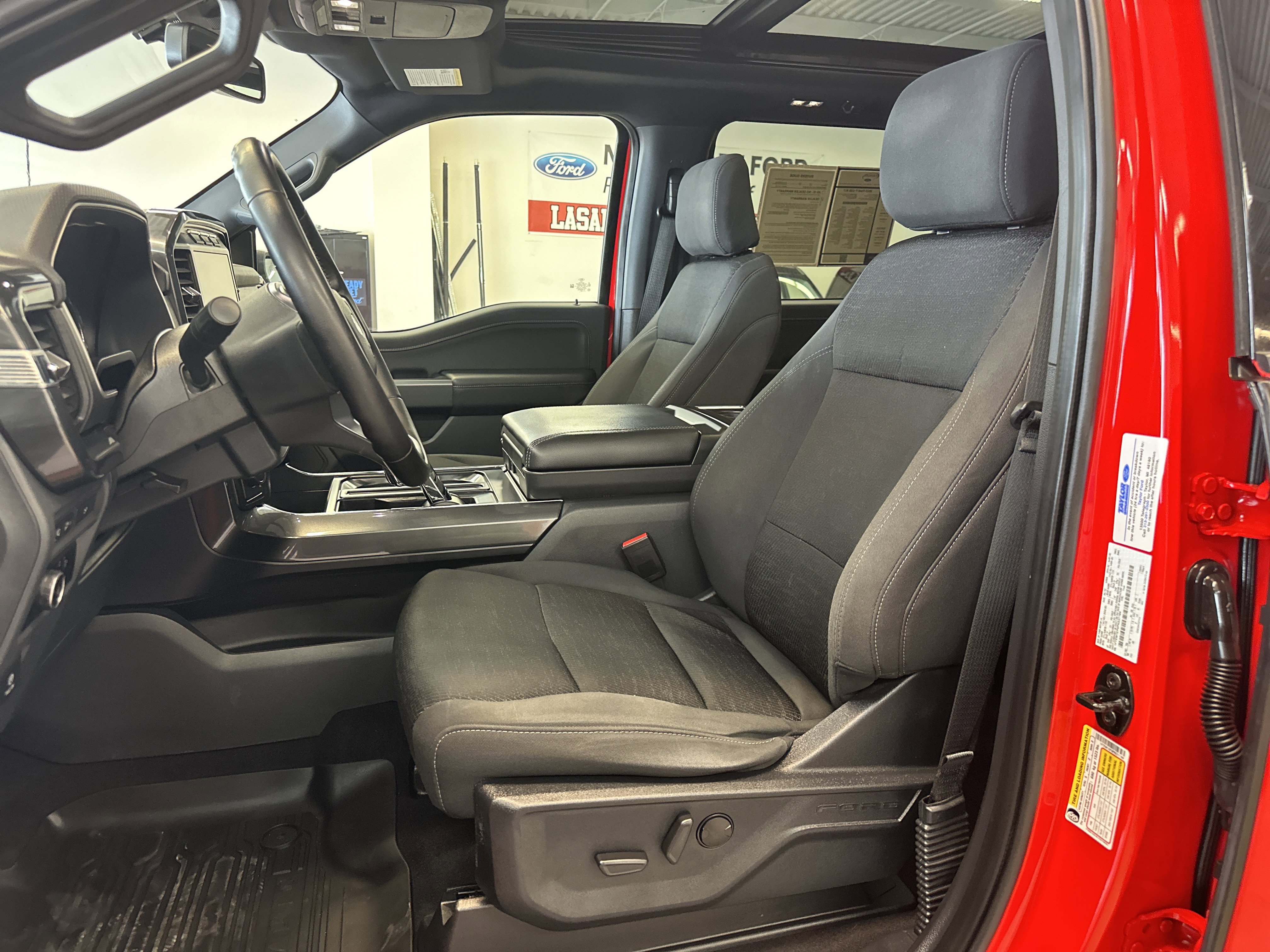 Used 2023 Ford F150 XLT w/ Equipment Group 302A High image 5