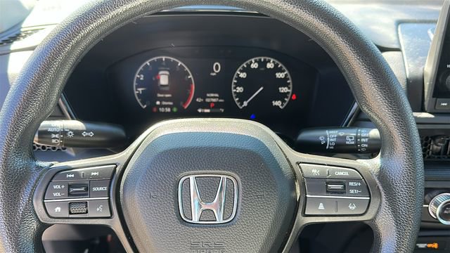 Used 2023 Honda CR-V LX image 10