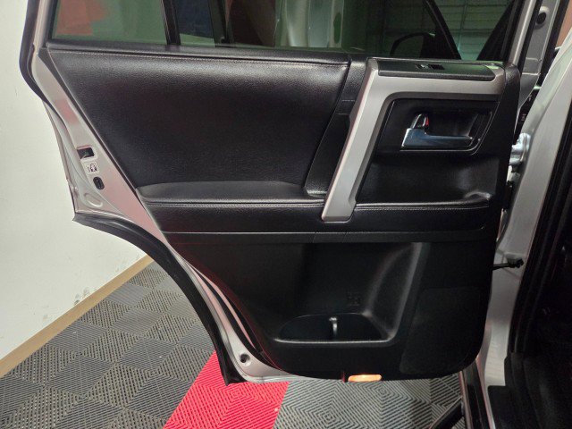 Used 2017 Toyota 4Runner SR5 image 31