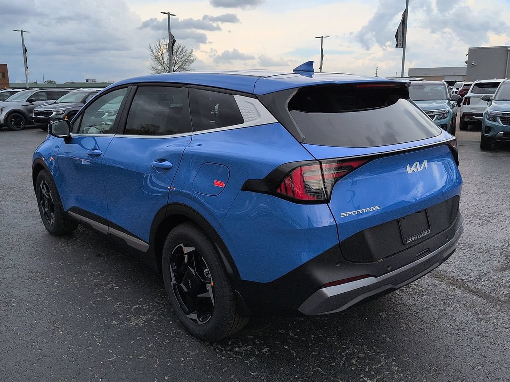 New 2026 Kia Sportage EX FWD image 5