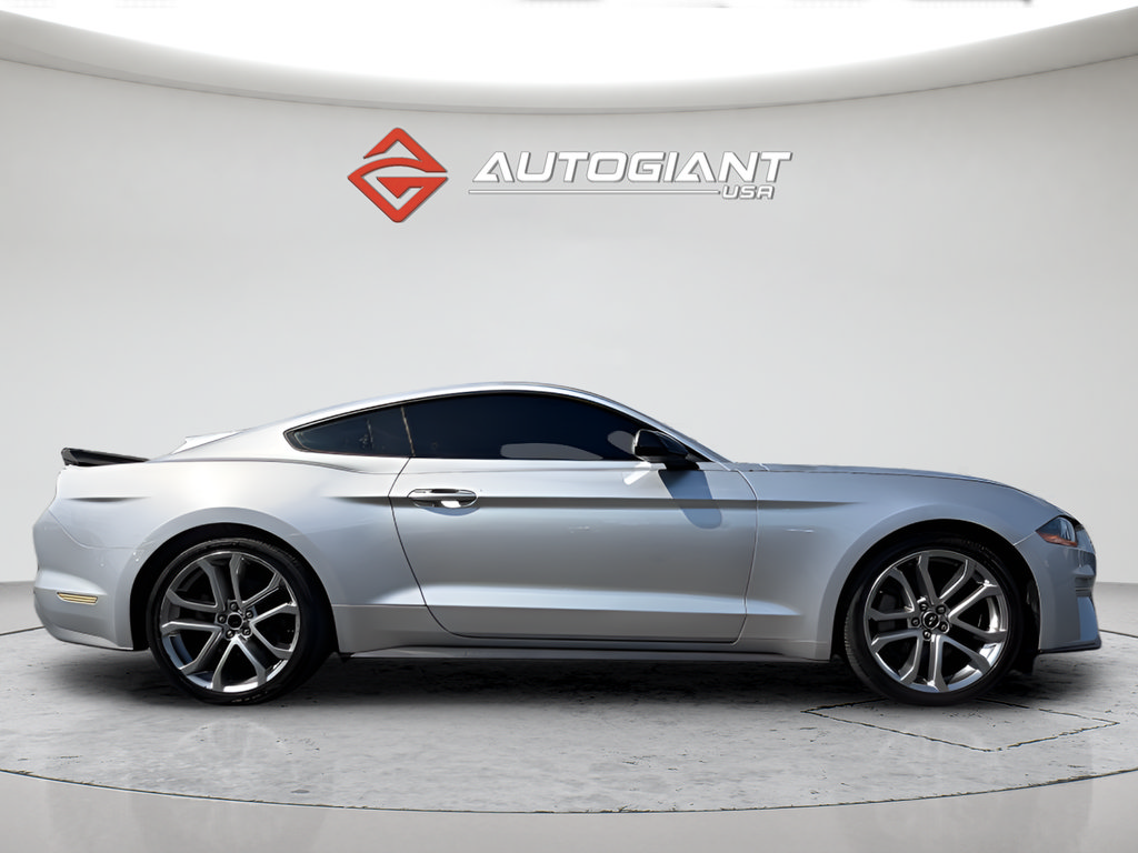Used 2019 Ford Mustang Coupe RWD image 9