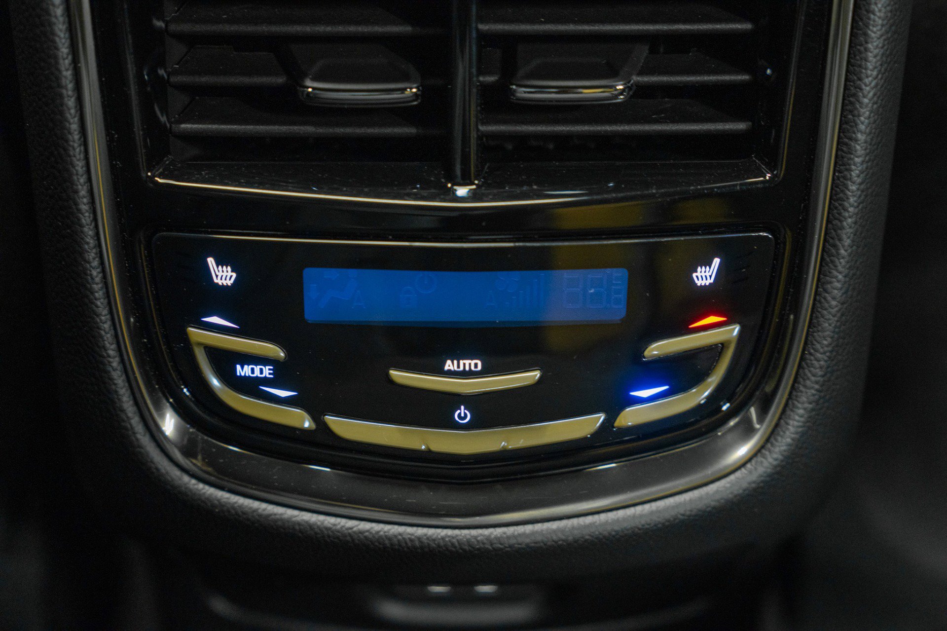 Used 2019 Cadillac CTS V w/ Luxury Package image 30