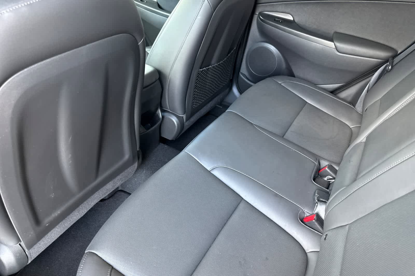 Used 2023 Hyundai Kona Limited w/ Cargo Package AWD/4WD image 13