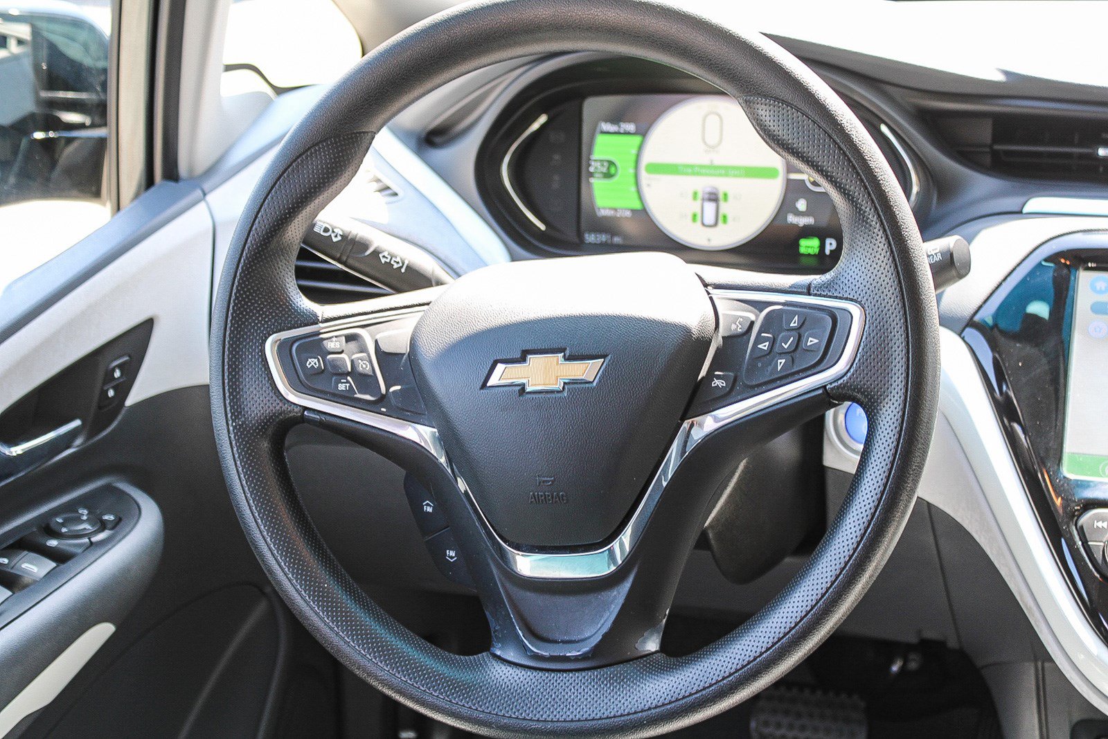 Used 2021 Chevrolet Bolt LT FWD image 17