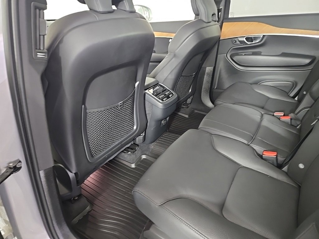 Certified 2024 Volvo XC90 B6 Plus w/ Protection Package Premier image 14