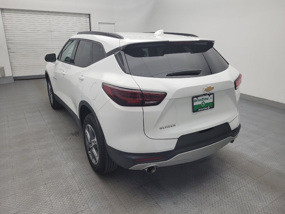 Used 2024 Chevrolet Blazer LT w/ Convenience Package FWD image 5