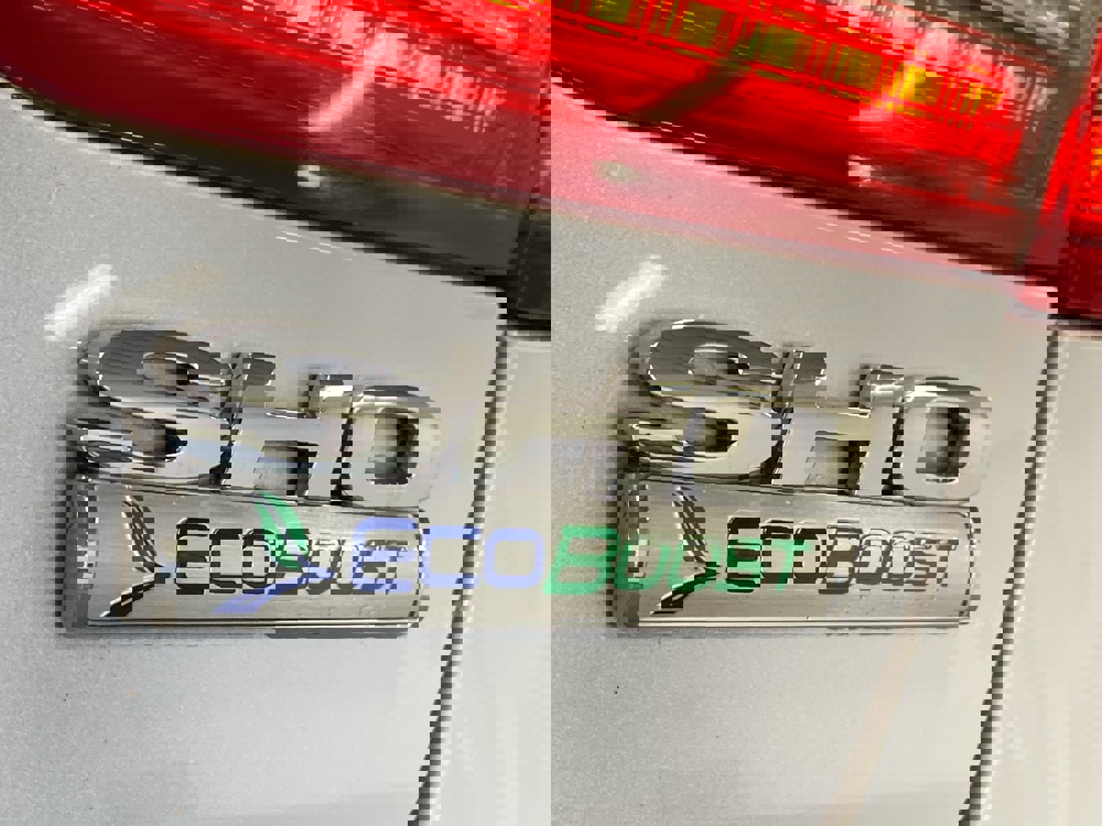 Used 2016 Ford Taurus SHO w/ Equipment Group 401A image 7