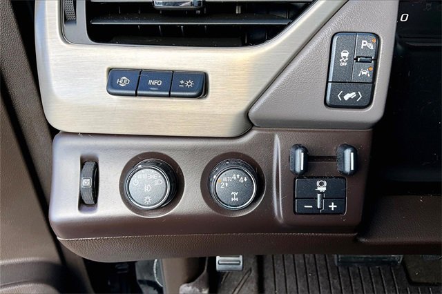 Used 2018 GMC Yukon Denali w/ Open Road Package image 15