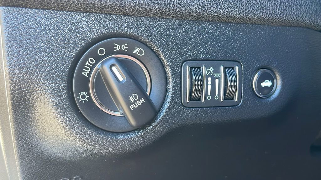 Used 2018 Chrysler 300 S w/ 300S Premium Group 2 image 24