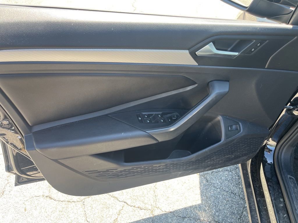 Used 2019 Volkswagen Jetta S w/ Driver Assistance Package FWD image 12