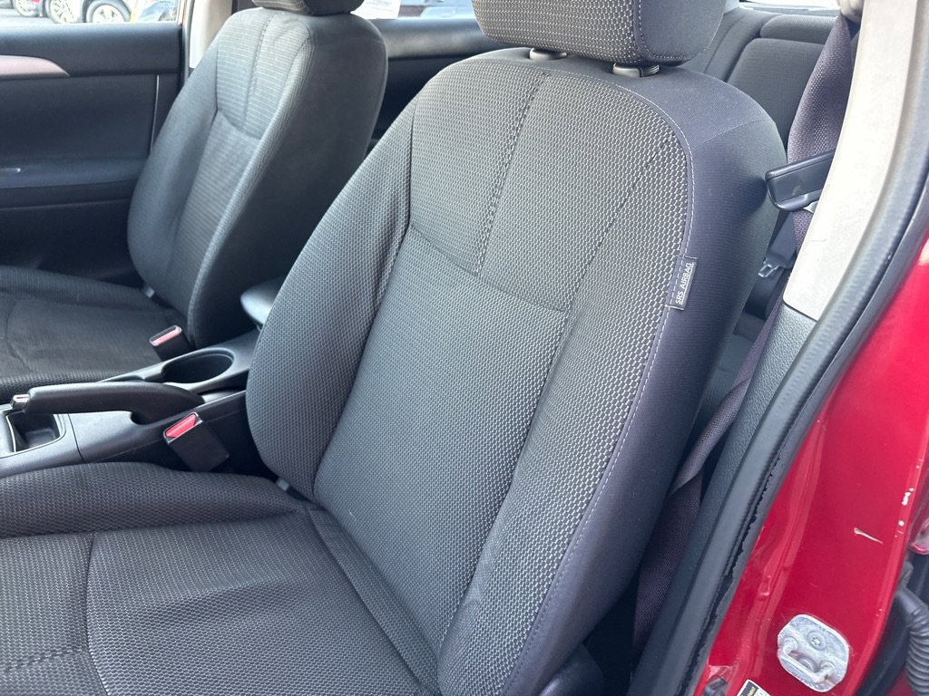 Used 2013 Nissan Sentra S image 17