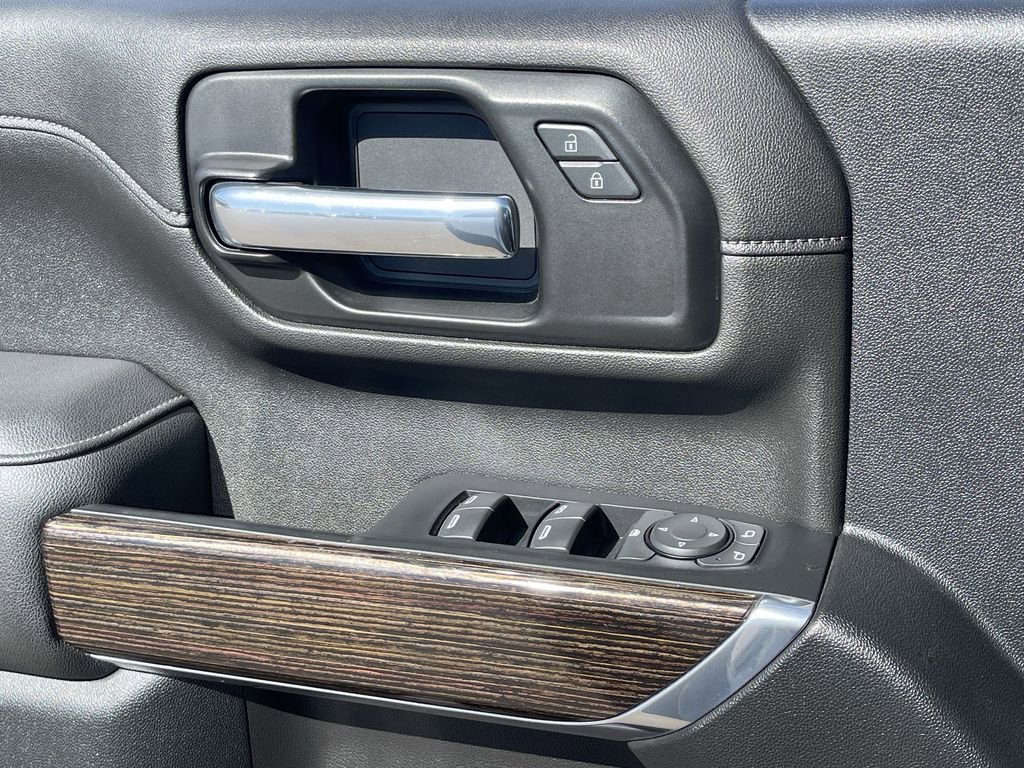 Used 2022 GMC Sierra 2500 SLE w/ SLE Value Package; image 24