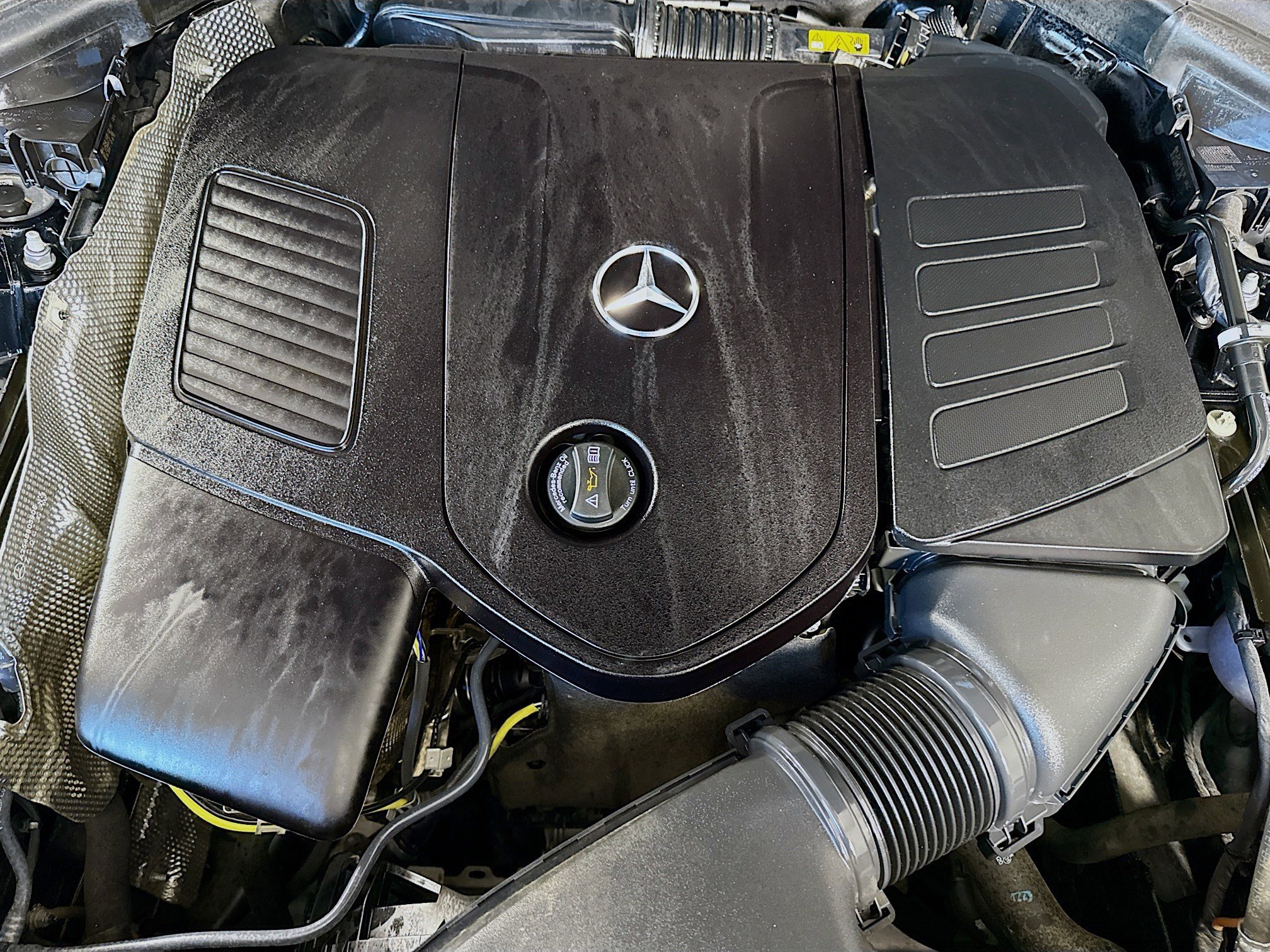 Used 2024 Mercedes-Benz GLC 300 4MATIC image 39