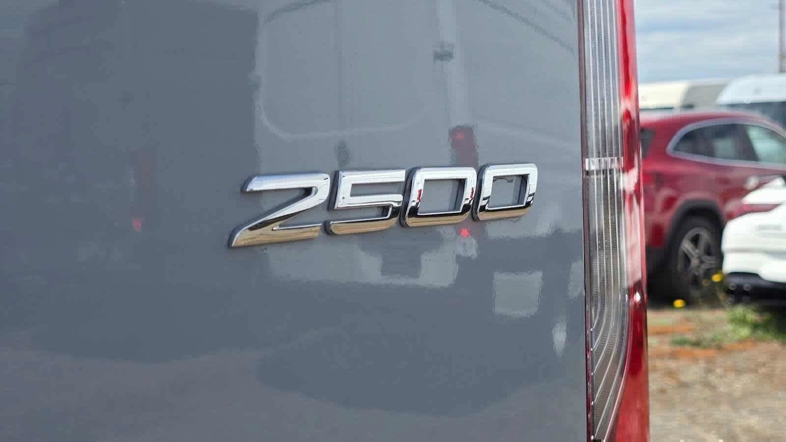 Used 2025 Mercedes-Benz Sprinter 2500 image 19