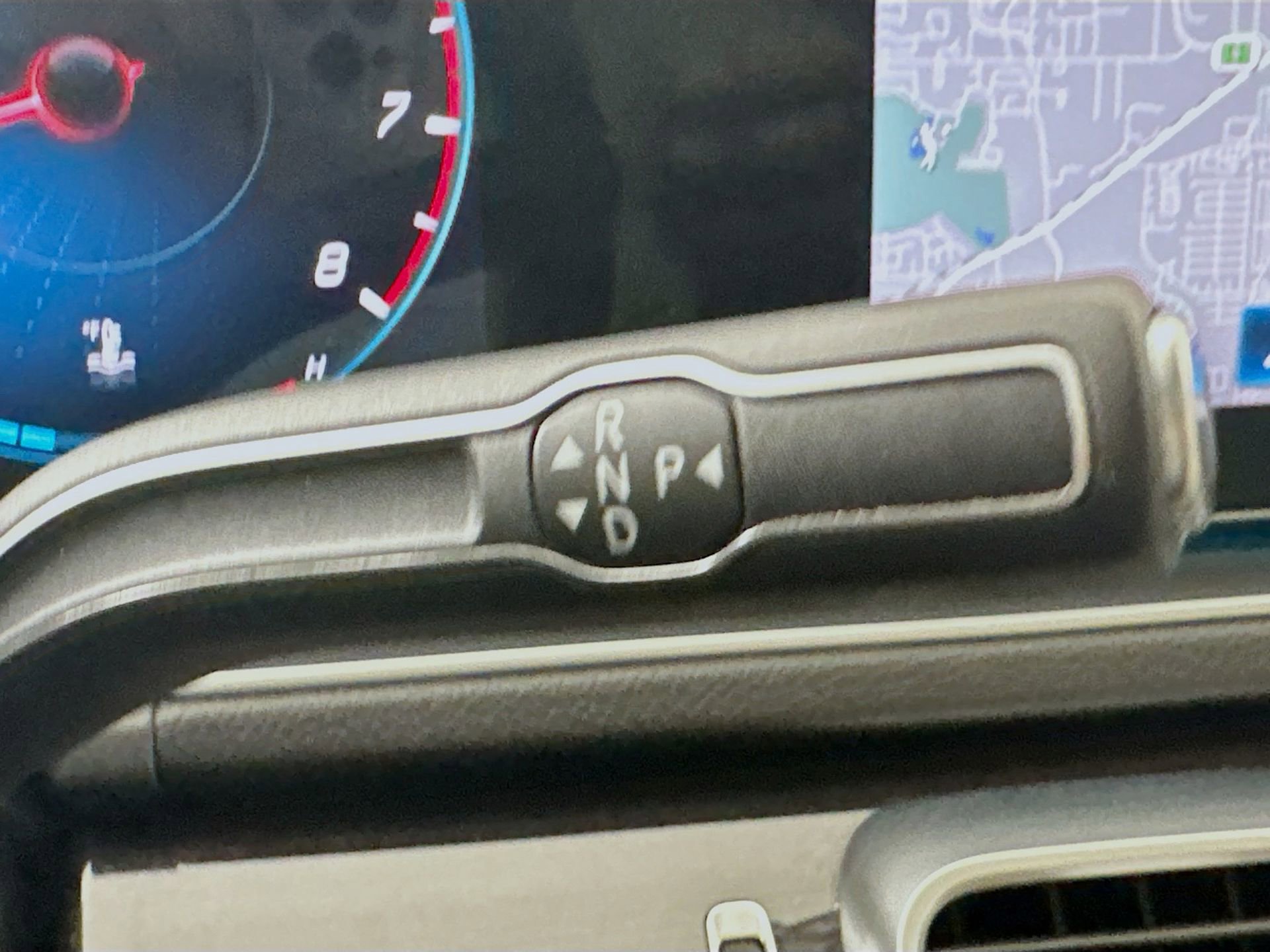 Certified 2022 Mercedes-Benz GLE 350 w/ Premium Package image 17