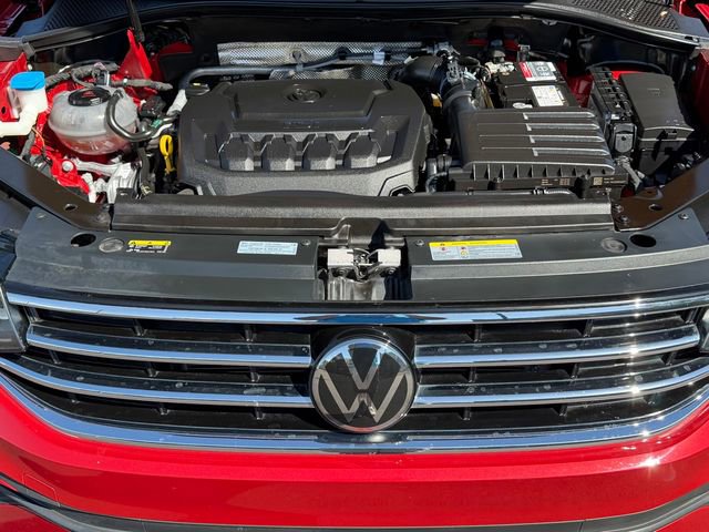 Used 2022 Volkswagen Tiguan SE FWD image 28